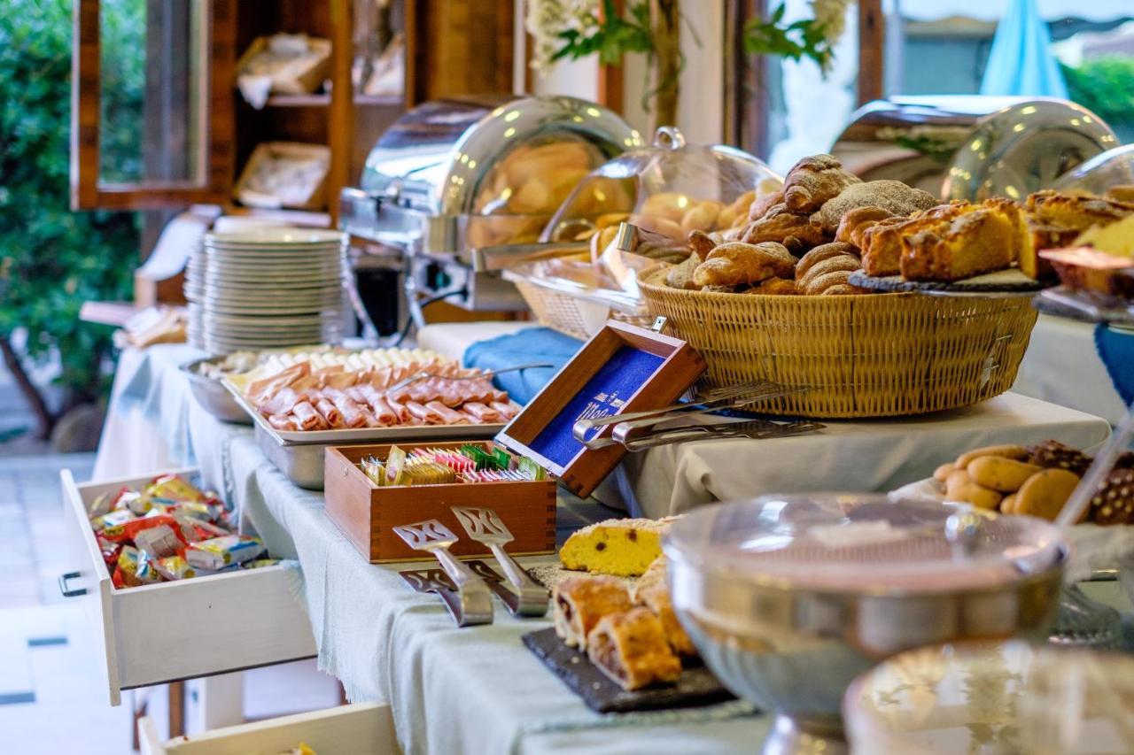 Hotel Bristol Bellaria-Igea Marina Dış mekan fotoğraf