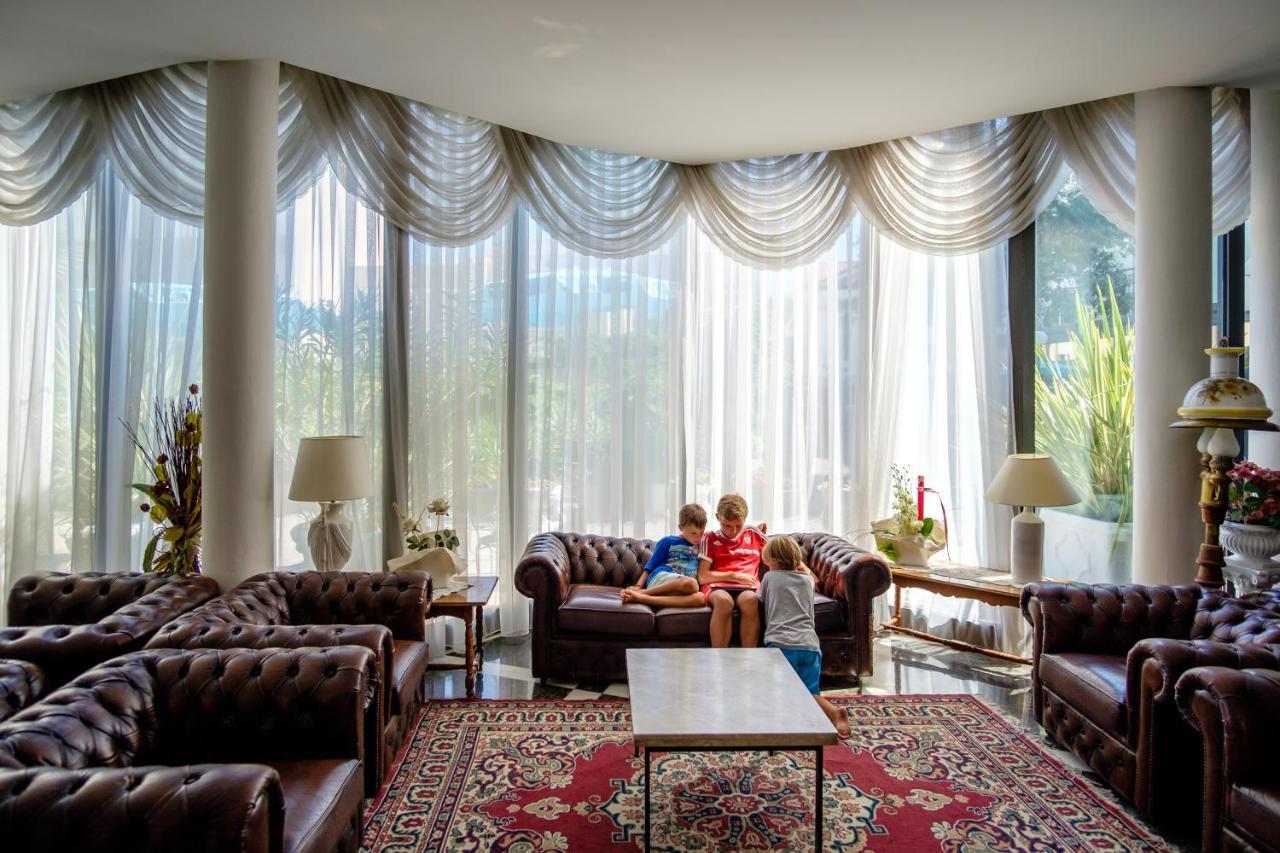 Hotel Bristol Bellaria-Igea Marina Dış mekan fotoğraf