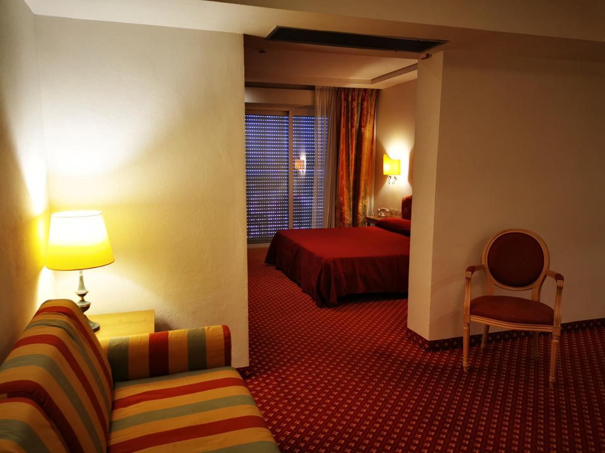 Hotel Bristol Bellaria-Igea Marina Dış mekan fotoğraf