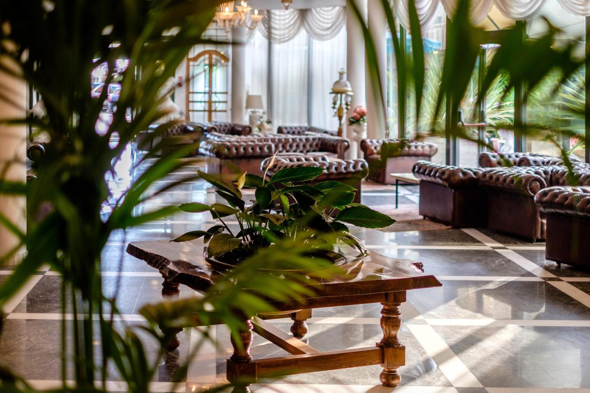 Hotel Bristol Bellaria-Igea Marina Dış mekan fotoğraf